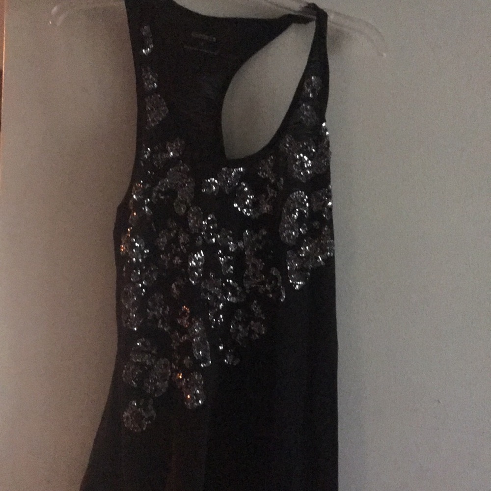Black and silver tank